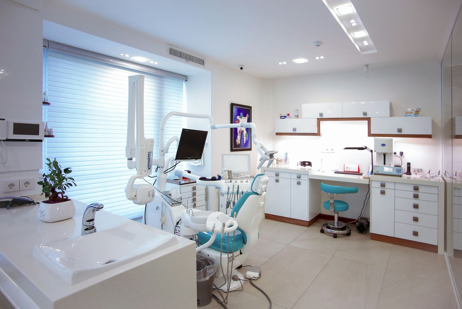Website-Konzept DENTALIS Zahnarztpraxis